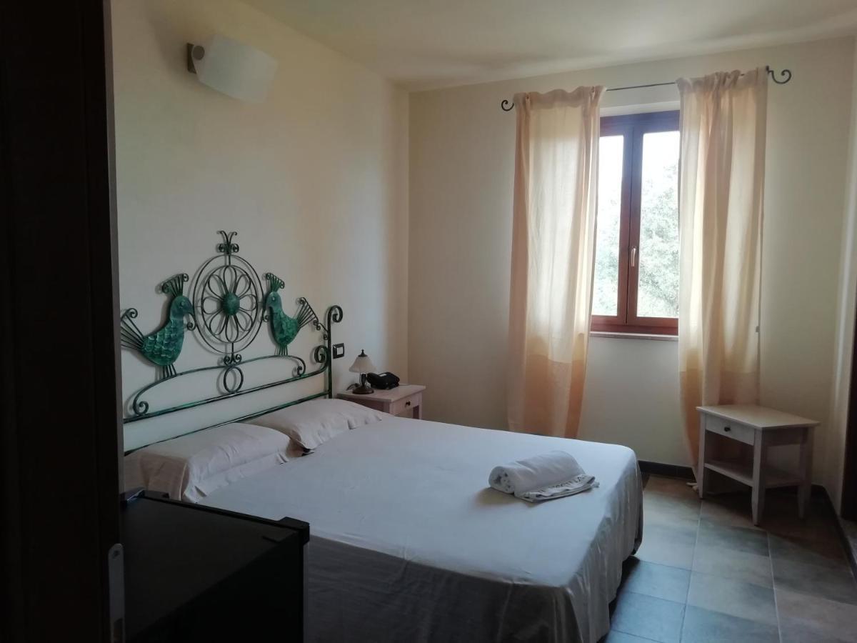 S'Ena Hotel Arbus Εξωτερικό φωτογραφία