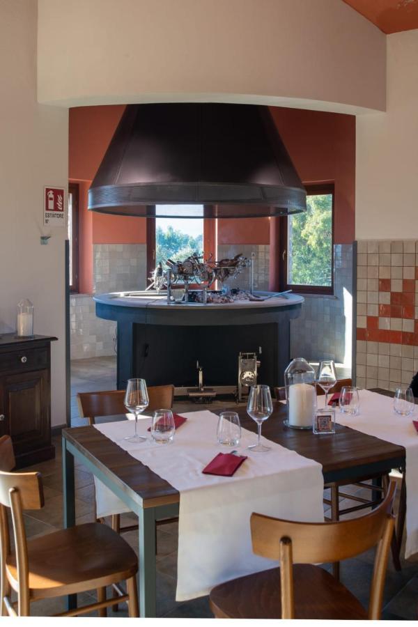 S'Ena Hotel Arbus Εξωτερικό φωτογραφία